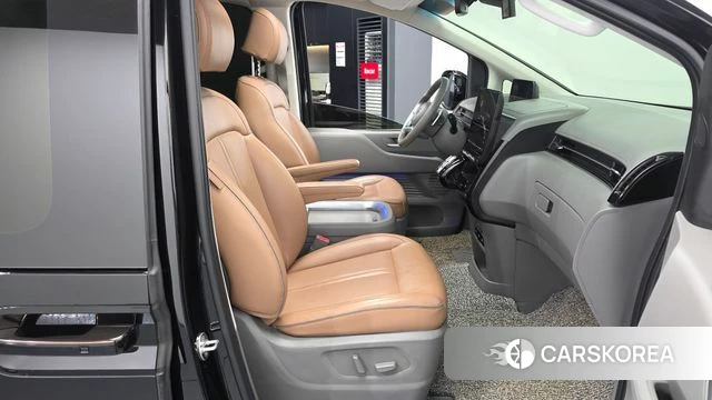 Hyundai Staria id 4872333 из Кореи 32