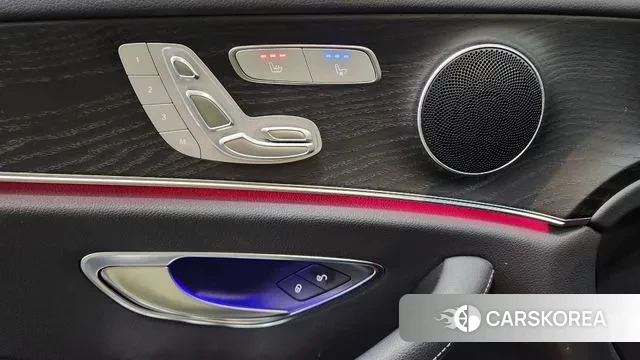 Mercedes-Benz E-Class W213 id 3690911 из Кореи 20