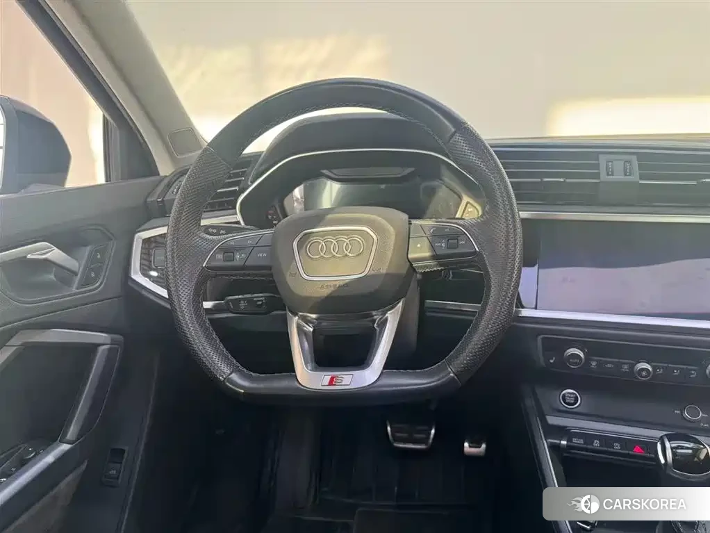Audi Q3 Sportback id 4589271 из Китая 17