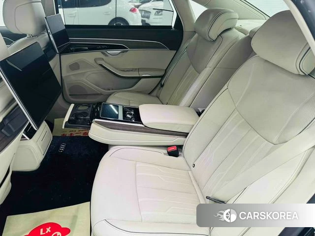 Audi A8 id 4273612 из Китая 33