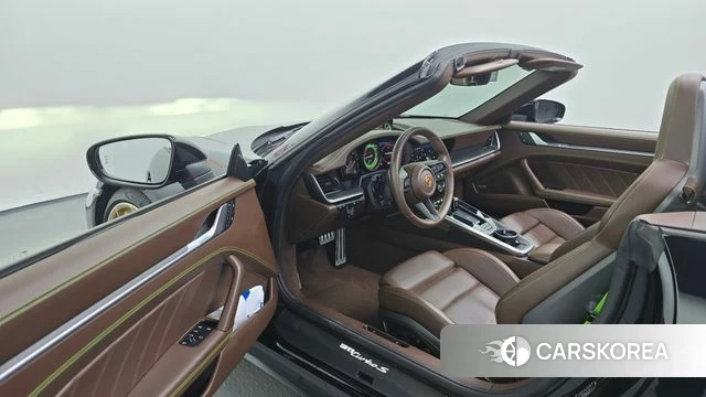 Porsche 911(992) id 4444735 из Кореи 31