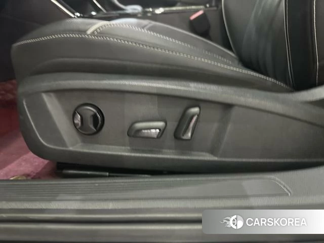 Volkswagen Passat id 4258929 из Китая 21