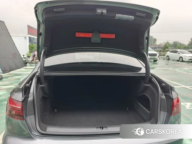 Audi A4L id 4328992 из Китая 23