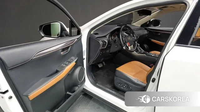 Lexus NX300h id 3761101 из Кореи 20