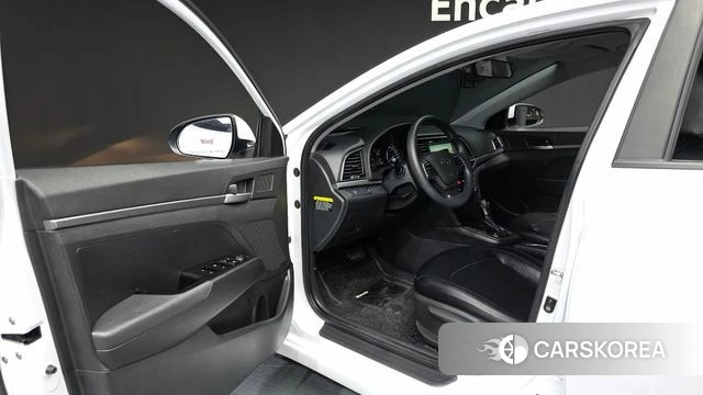 Hyundai Avante AD id 4536837 из Кореи 31