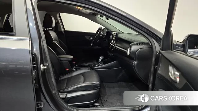 Kia Come New K3 id 3656252 из Кореи 20