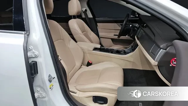 Jaguar XF (X260) id 3193729 из Кореи 20