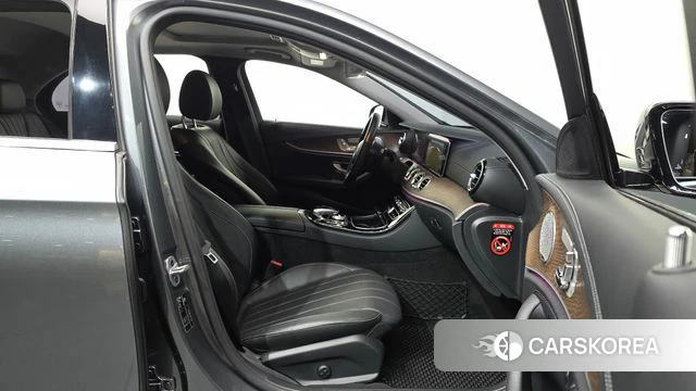 Mercedes-Benz E-Class W213 id 4502506 из Кореи 31
