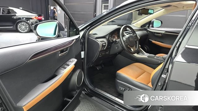 Lexus NX300h id 4624987 из Кореи 38