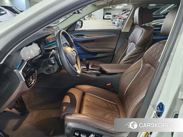 BMW 5 Series (G30) id 3207715 из Кореи 20