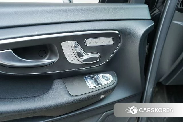 Mercedes-Benz V-class id 4264644 из Китая 21