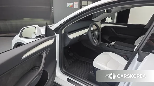 Tesla Model Y id 3725779 из Кореи 20