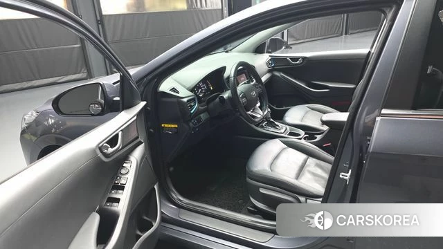 Hyundai Ionic Hybrid id 4521060 из Кореи 31