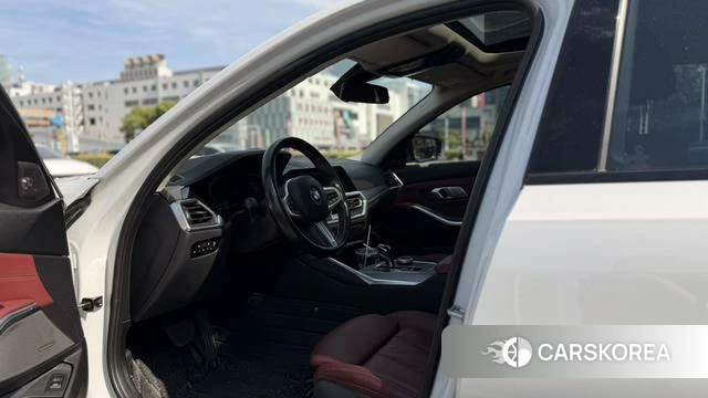 BMW 3 series id 4271267 из Китая 17