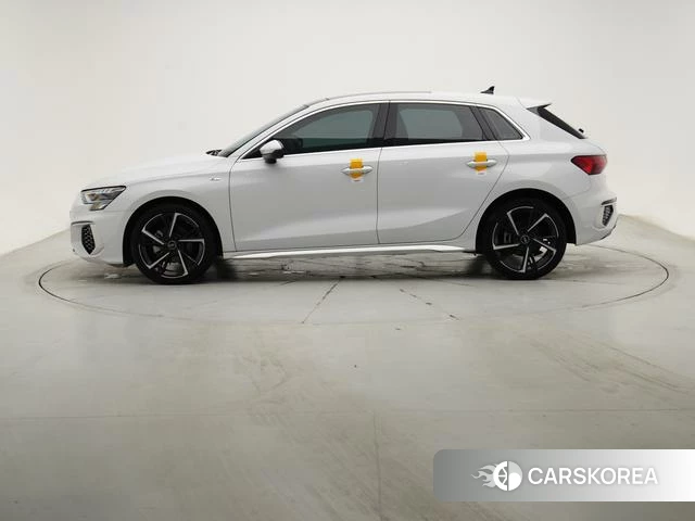 Audi A3 id 4257935 из Китая 28