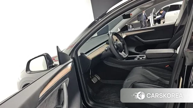 Tesla Model Y id 3371827 из Кореи 20