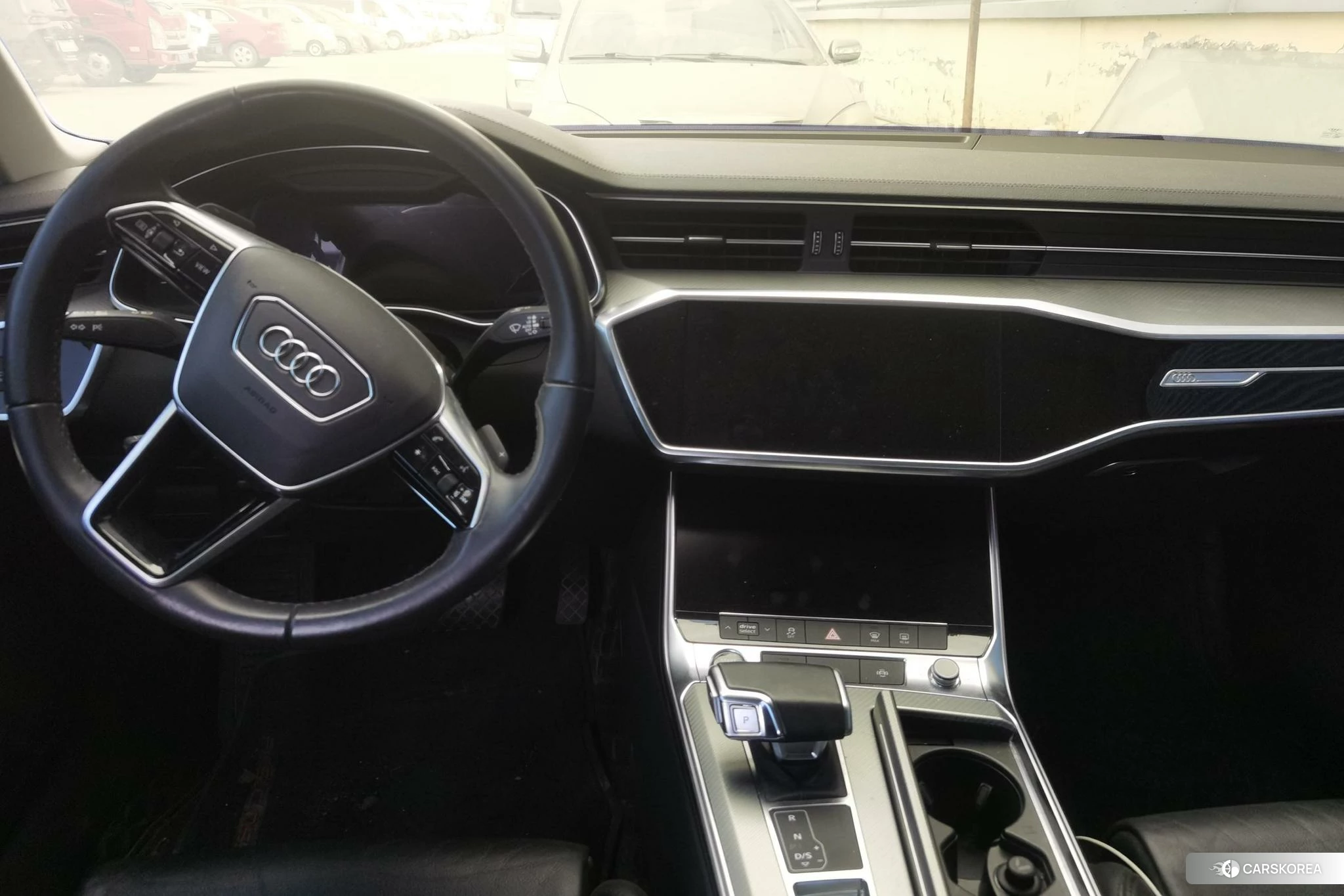 Audi A6L id 4441204 из Китая 17
