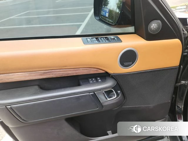 Land Rover Discovery 5 id 3861815 из Кореи 20