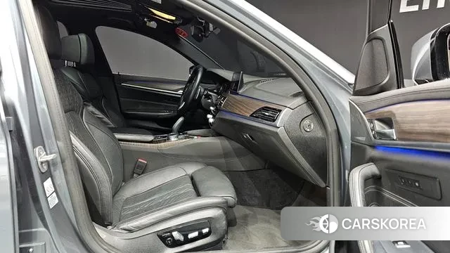 BMW 5 Series (G30) id 3558051 из Кореи 20