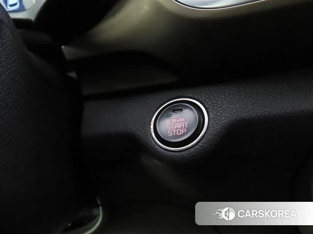 Kia Stonic id 4698765 из Кореи 20