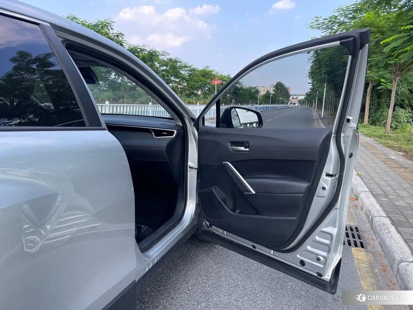 Toyota Frontlander id 4570739 из Китая 30