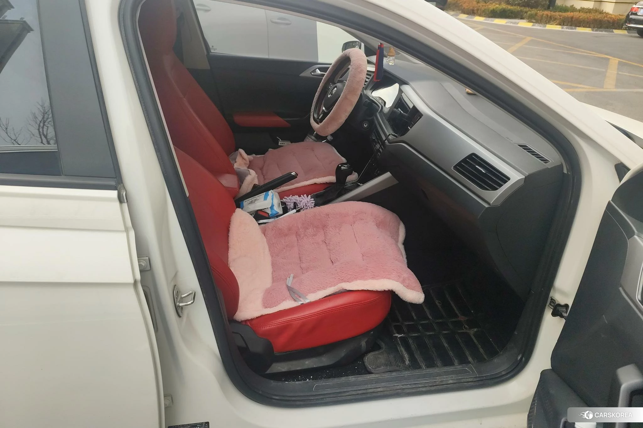 Volkswagen Polo id 4473774 из Китая 17