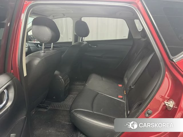 Nissan TIIDA id 4208688 из Китая 20