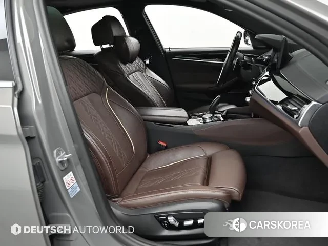 BMW 5 Series (G30) id 3771661 из Кореи 20