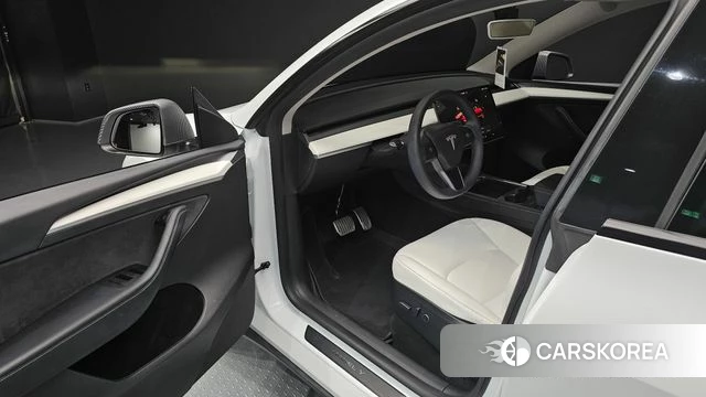 Tesla Model Y id 4753165 из Кореи 33