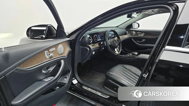 Mercedes-Benz E-Class W213 id 4430645 из Кореи 20