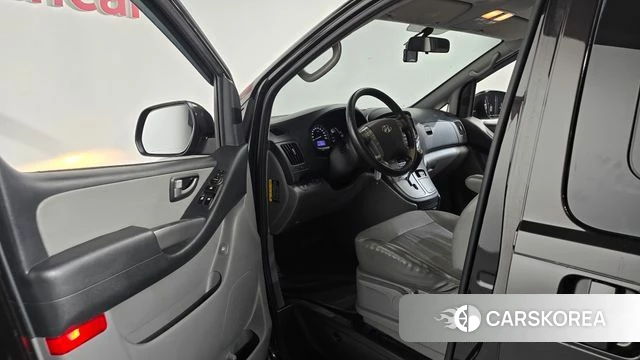Hyundai The New Grand Starex id 4663072 из Кореи 20