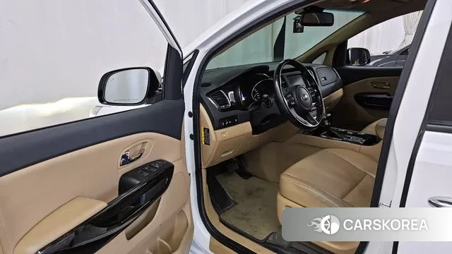 Kia The New Carnival id 3788934 из Кореи 20