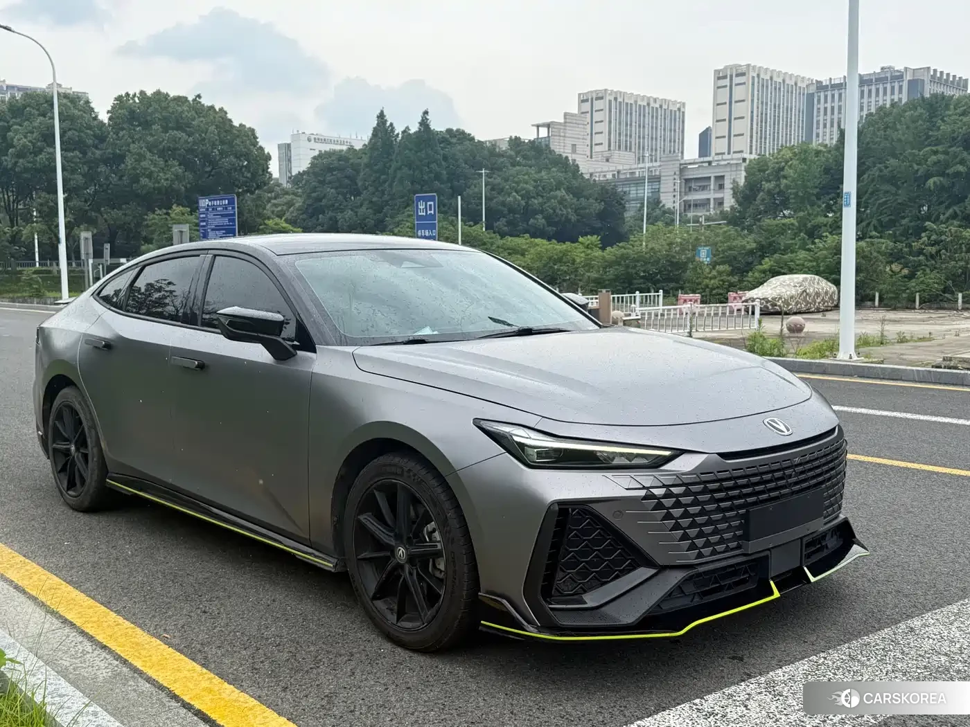 Chang'an Changan UNI-V id 4547327 из Китая 15