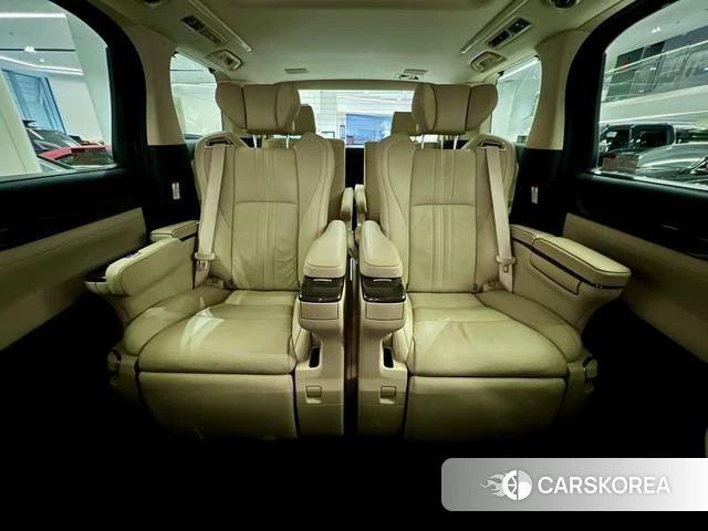 Toyota Elfa id 4333502 из Китая 16