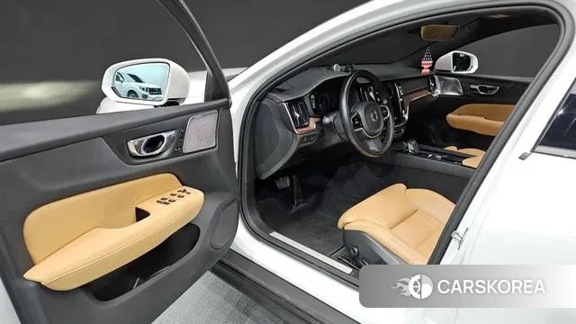 Volvo V60 Cross-Country 2nd Generation id 3454072 из Кореи 20