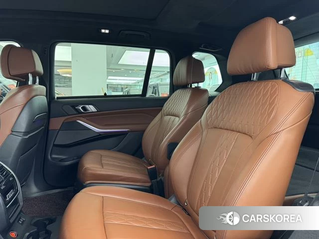 BMW X7 id 4255946 из Китая 29