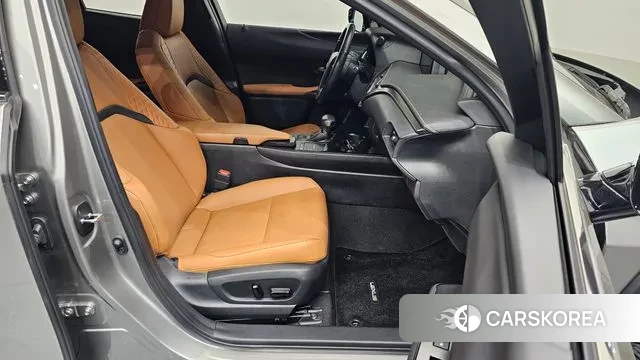 Lexus UX250h id 3534700 из Кореи 20