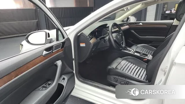 Volkswagen Passat GT (B8) id 3563299 из Кореи 20