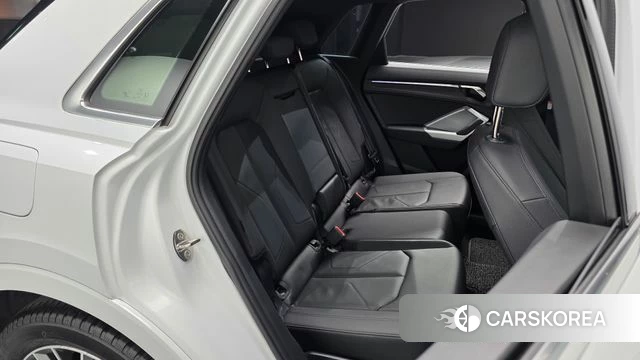 Audi Q3 (F3) id 4711278 из Кореи 31