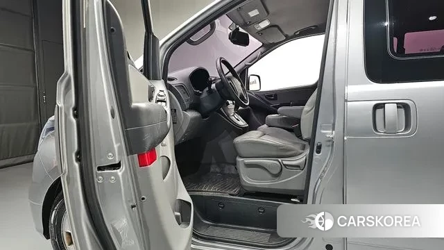 Hyundai The New Grand Starex id 3631973 из Кореи 20