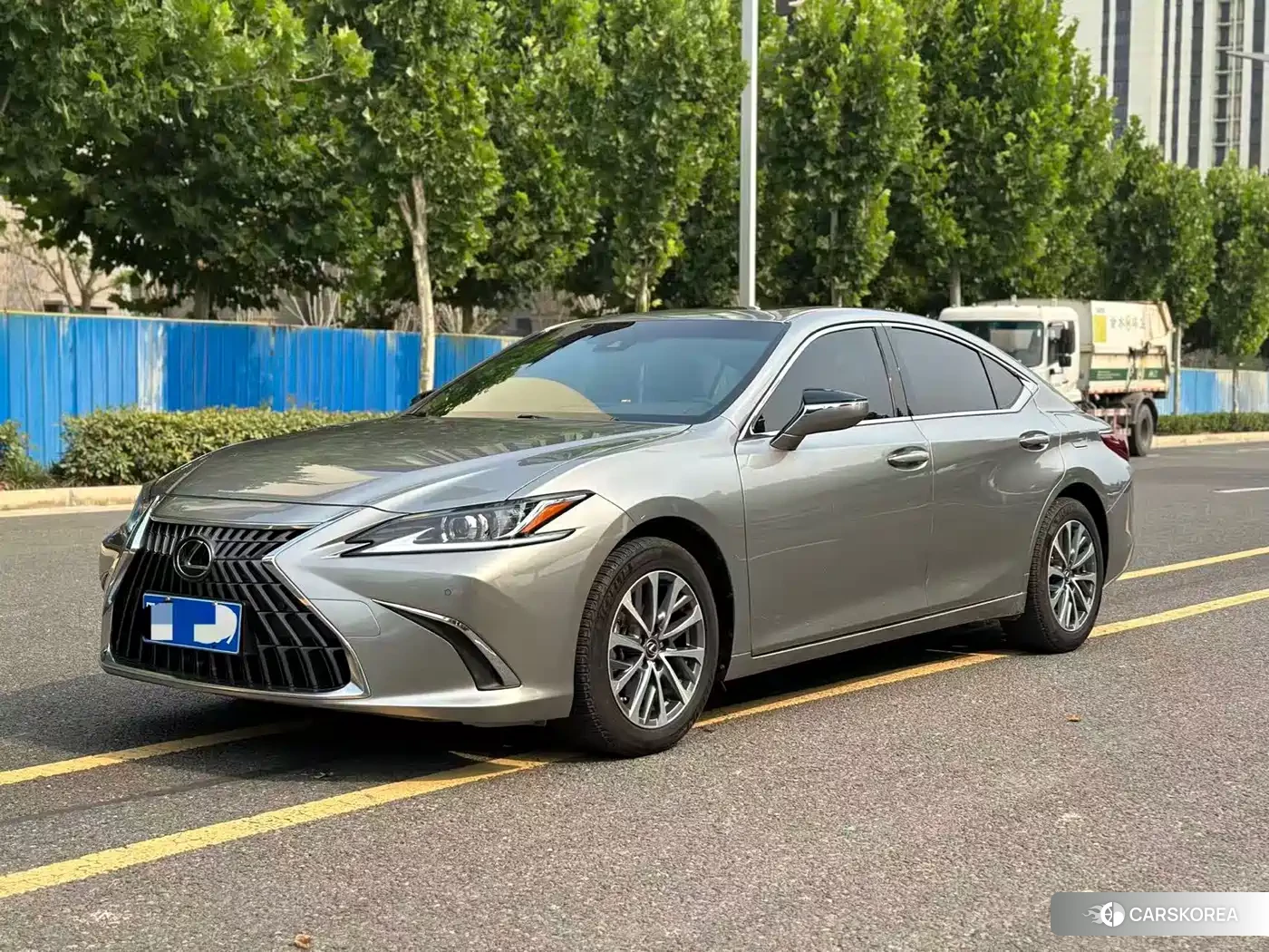 Lexus ES id 4559799 из Китая 10