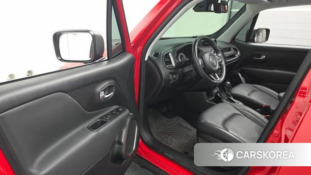 Jeep Renegade id 4609491 из Кореи 32
