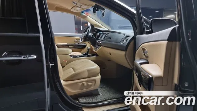 Kia The New Carnival id 2495801 из Кореи 20