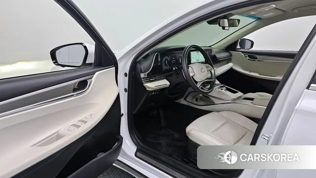 Hyundai The New Grandeur IG Hybrid id 4388968 из Кореи 31