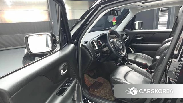 Jeep Renegade id 3801039 из Кореи 20