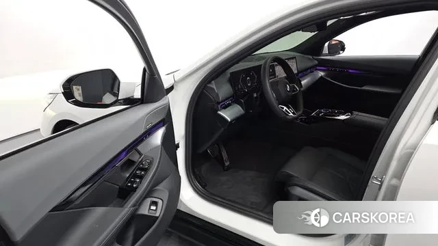 BMW 5 Series (G60) id 3706383 из Кореи 20