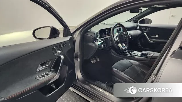 Mercedes-Benz A-Class W177 id 3437954 из Кореи 20