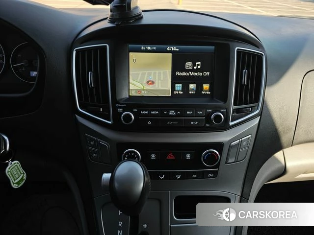 Hyundai The New Grand Starex id 3814543 из Кореи 20