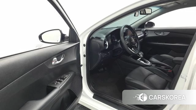 Kia The New K3 2nd generation id 4898671 из Кореи 31