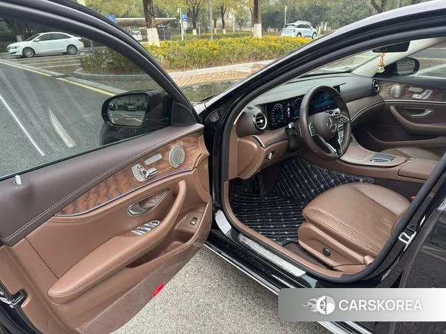 Mercedes-Benz E-class id 4209148 из Китая 19